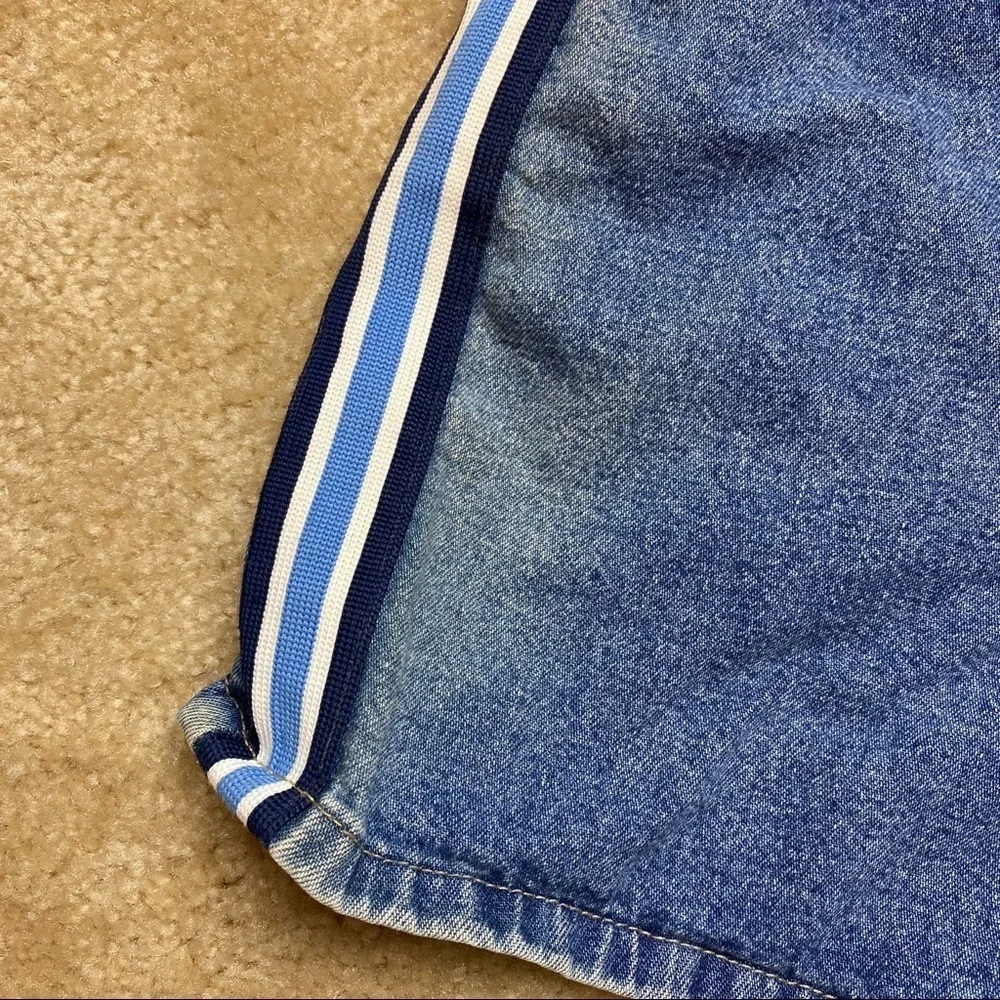 Vintage Xhilaration Jean Shorts Size Large 10/12